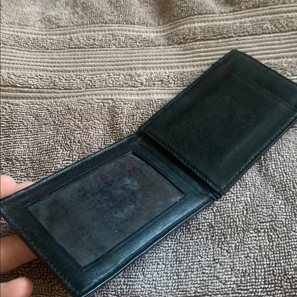 Perry Ellis Portfolio Black Genuine Leather Clip Wallet